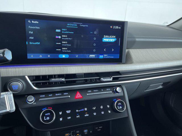 new 2025 Hyundai Sonata Hybrid car, priced at $38,704