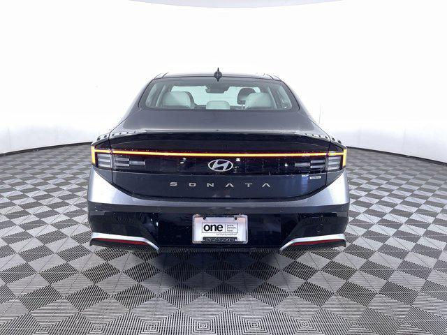 new 2025 Hyundai Sonata Hybrid car, priced at $38,704