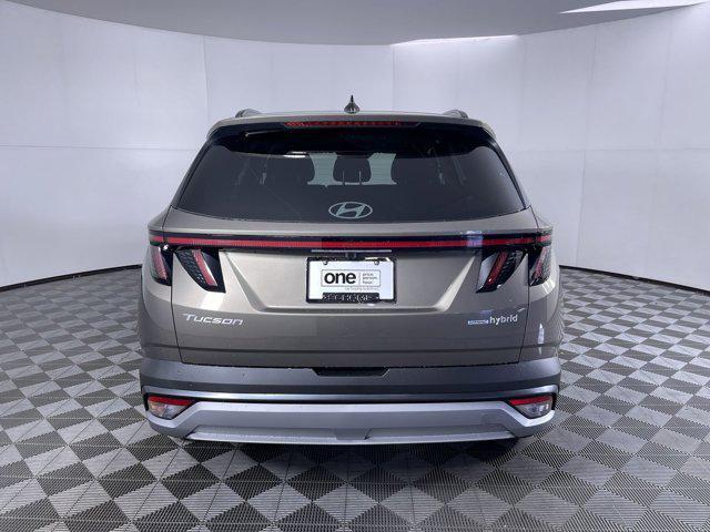 new 2025 Hyundai TUCSON Hybrid car, priced at $37,390