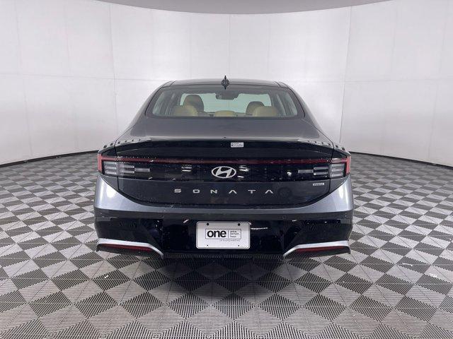 new 2024 Hyundai Sonata Hybrid car, priced at $37,660