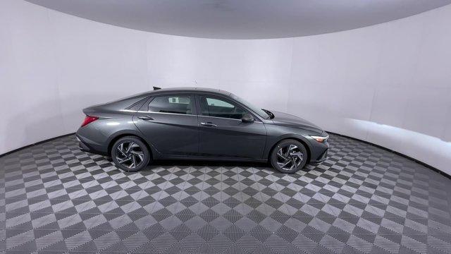 new 2024 Hyundai Elantra car, priced at $25,805