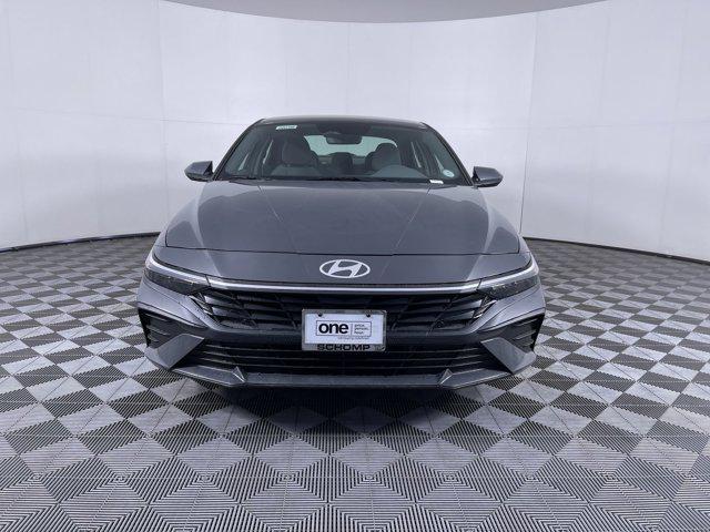 new 2024 Hyundai Elantra HEV car, priced at $27,105