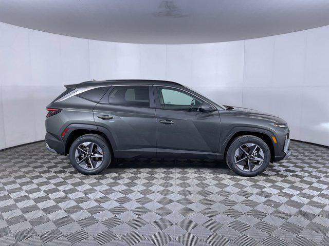 new 2025 Hyundai TUCSON Hybrid car, priced at $37,707