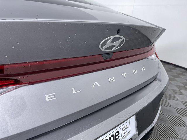new 2024 Hyundai Elantra car, priced at $25,255