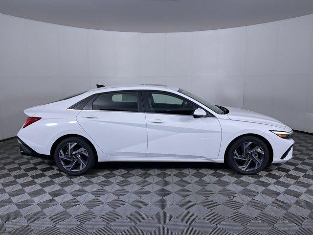 new 2025 Hyundai Elantra car, priced at $31,417