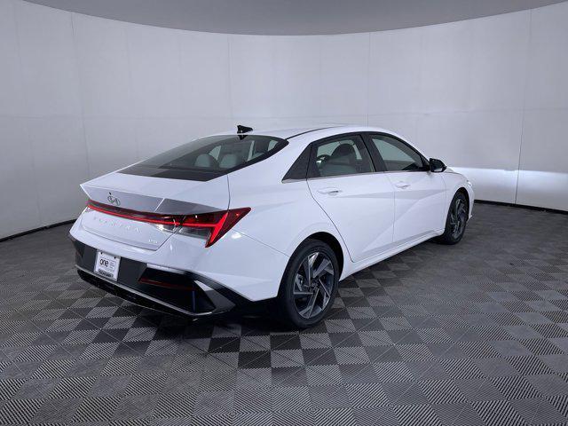 new 2025 Hyundai Elantra car, priced at $31,417