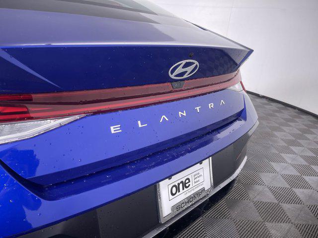 new 2024 Hyundai Elantra car, priced at $27,060