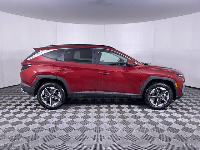 new 2025 Hyundai TUCSON Hybrid car, priced at $37,890