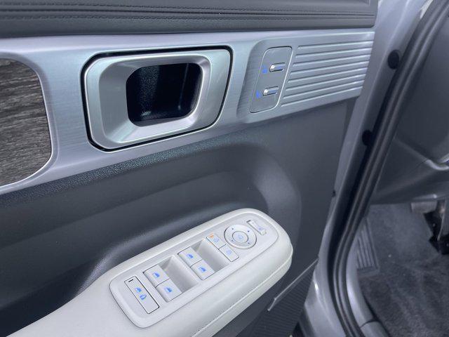used 2024 Hyundai Santa Fe car, priced at $37,298