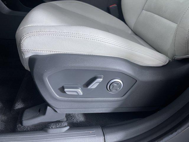 used 2024 Hyundai Santa Fe car, priced at $37,298