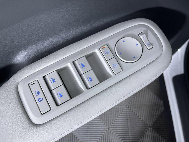 new 2025 Hyundai Santa Fe car, priced at $40,384