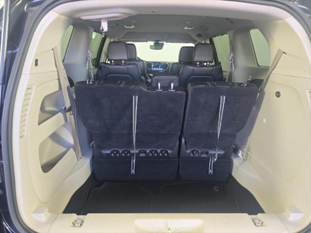 used 2023 Chrysler Pacifica car, priced at $26,000