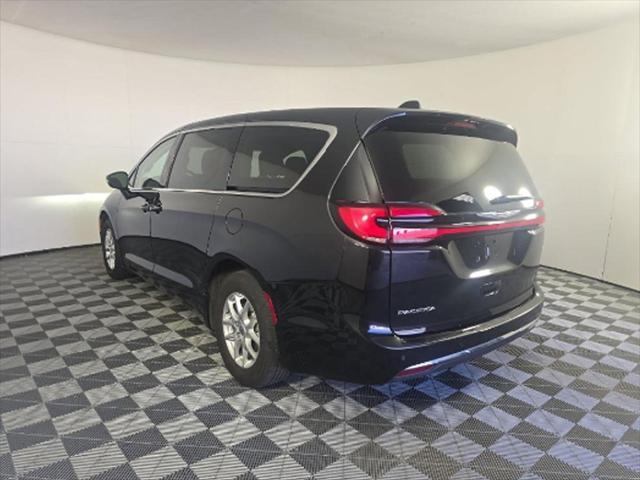 used 2023 Chrysler Pacifica car, priced at $26,000