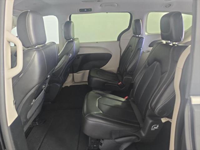 used 2023 Chrysler Pacifica car, priced at $26,000