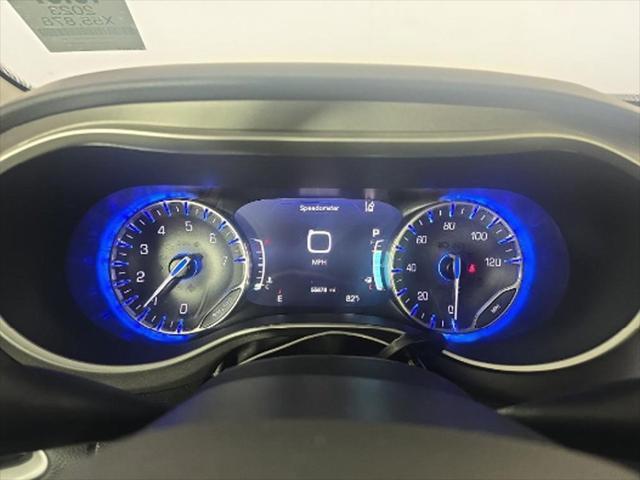 used 2023 Chrysler Pacifica car, priced at $26,000