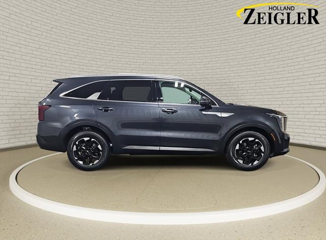 new 2025 Kia Sorento car, priced at $36,726