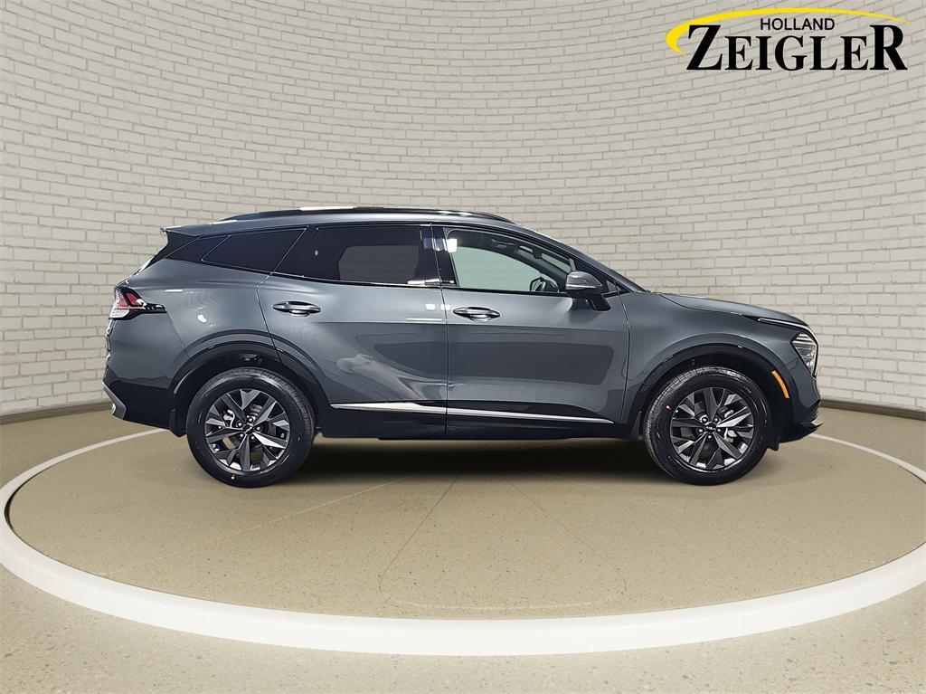 new 2025 Kia Sportage Hybrid car, priced at $38,871