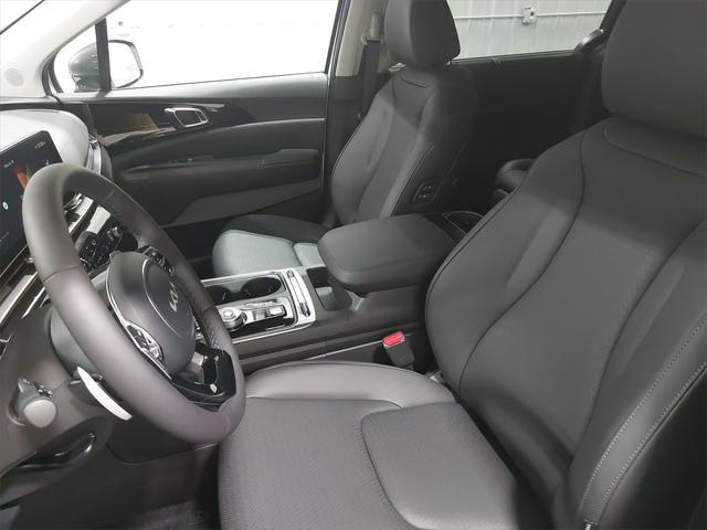 new 2026 Kia Carnival Hybrid car, priced at $53,447
