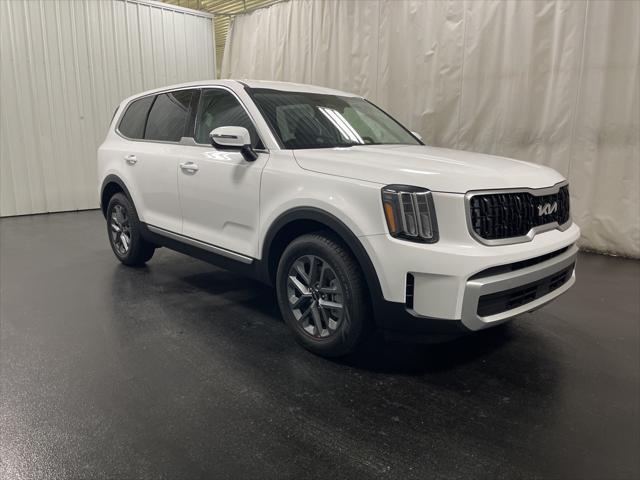 new 2025 Kia Telluride car, priced at $37,000