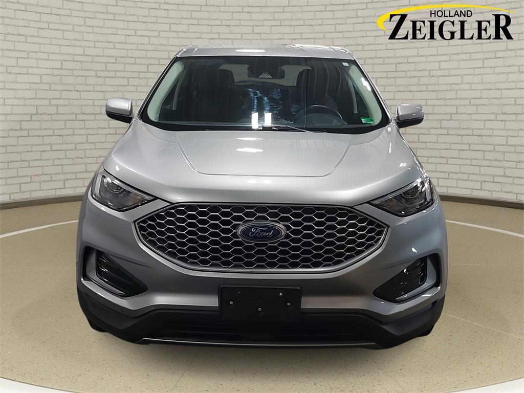 used 2024 Ford Edge car, priced at $22,500