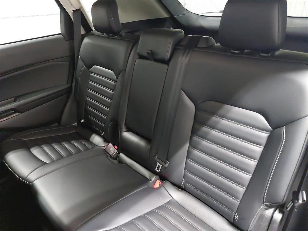 used 2024 Ford Edge car, priced at $22,500