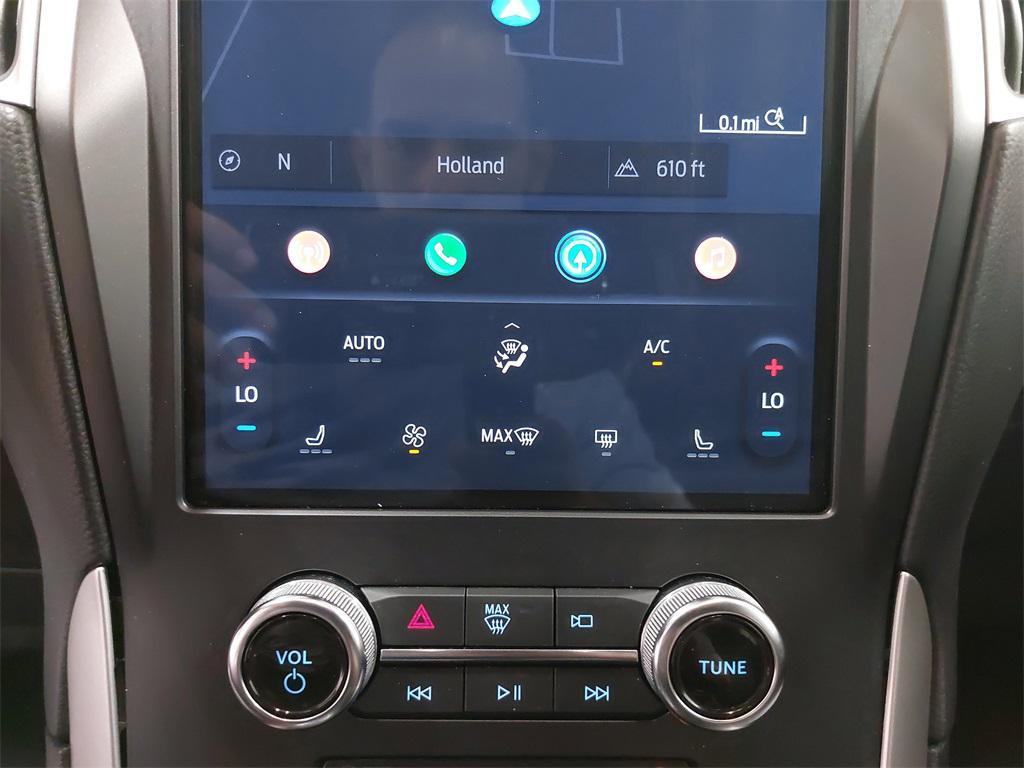 used 2024 Ford Edge car, priced at $22,500