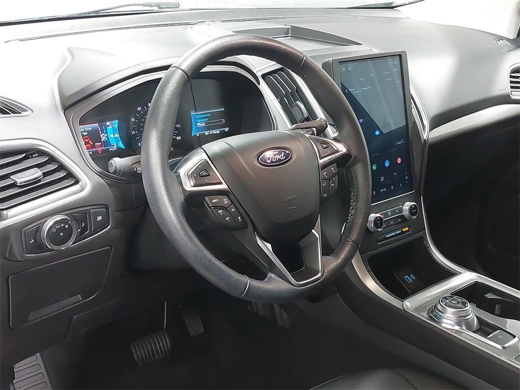 used 2024 Ford Edge car, priced at $22,500