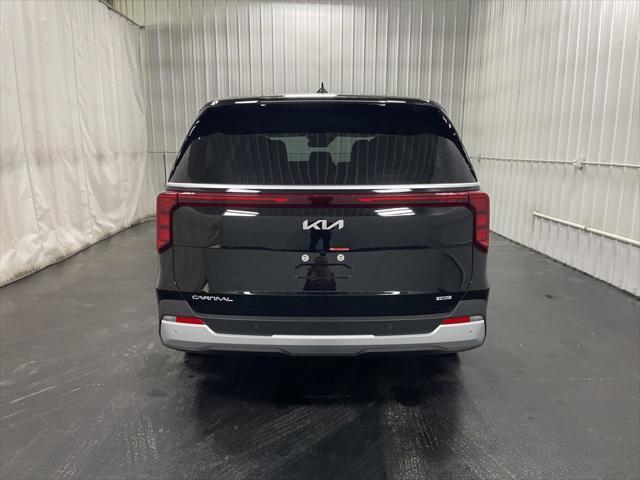 new 2025 Kia Carnival Hybrid car, priced at $41,700