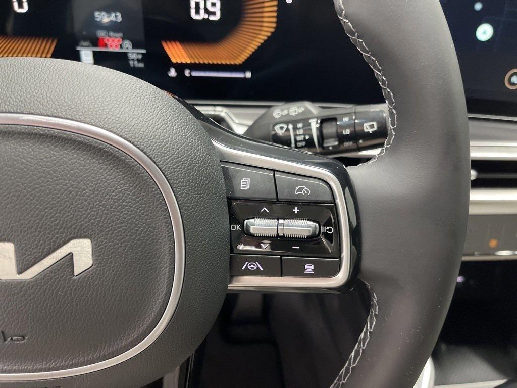 new 2025 Kia Sorento car, priced at $37,221