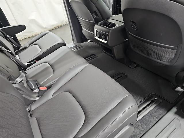 new 2025 Kia Carnival Hybrid car, priced at $48,849