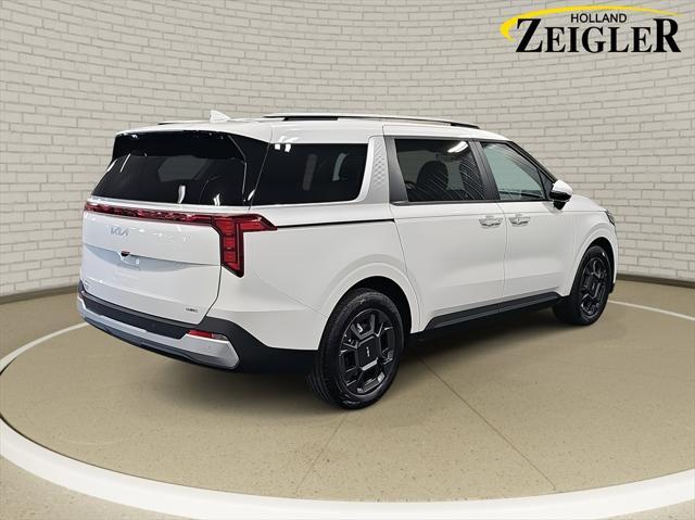 new 2025 Kia Carnival Hybrid car, priced at $44,256
