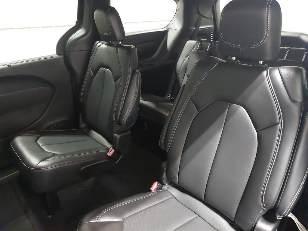 used 2025 Chrysler Pacifica car, priced at $32,500