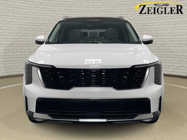 new 2025 Kia Sorento car, priced at $37,135