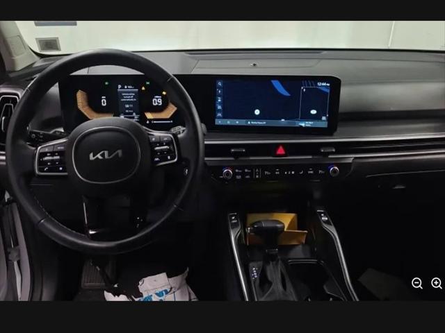 used 2024 Kia Sorento car, priced at $28,500