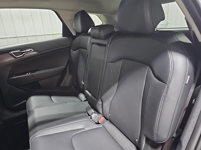 new 2025 Kia Sportage Hybrid car, priced at $33,849