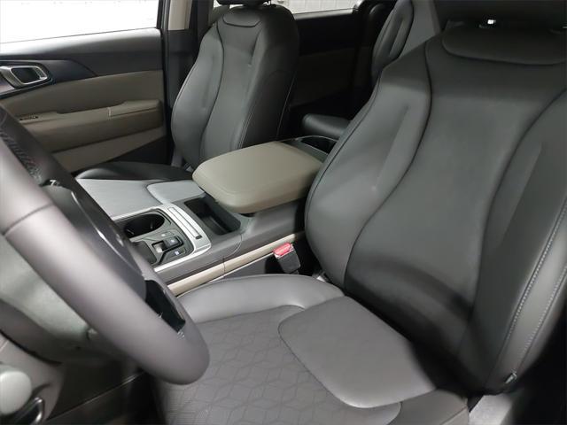 new 2026 Kia Carnival car, priced at $39,937