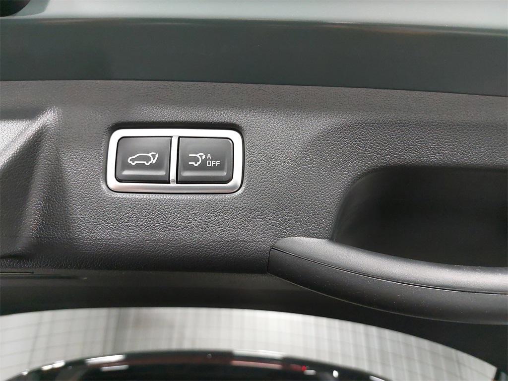 new 2025 Kia Sorento Hybrid car, priced at $40,594