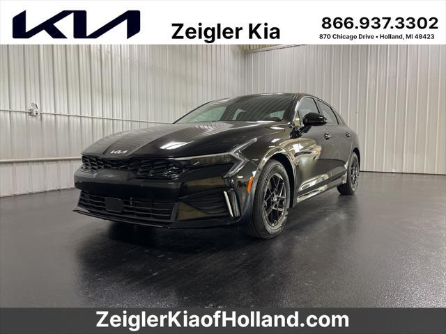 new 2025 Kia K5 car, priced at $27,950