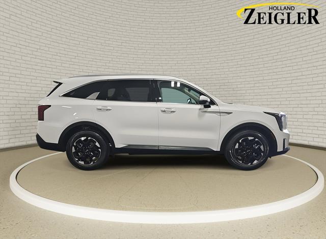 new 2025 Kia Sorento car, priced at $37,588