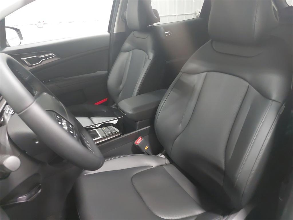 new 2026 Kia Sportage car, priced at $32,879