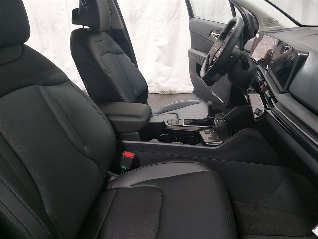 new 2026 Kia Sportage car, priced at $32,879