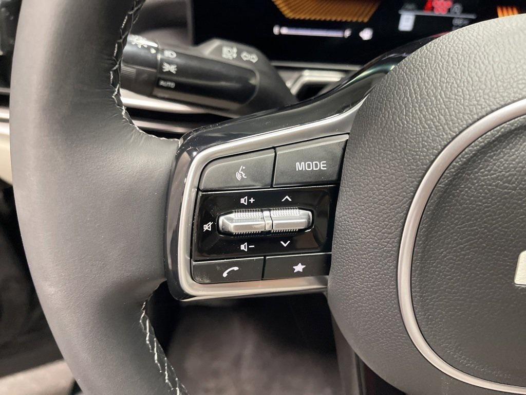 new 2025 Kia Sorento car, priced at $37,090