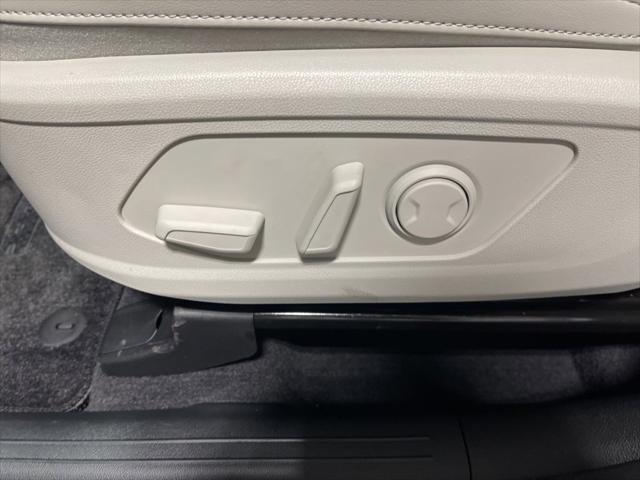 new 2025 Kia Sorento car, priced at $37,387