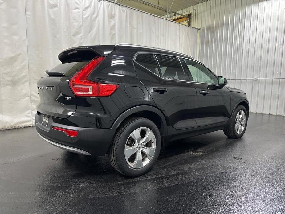 used 2020 Volvo XC40 car, priced at $25,593
