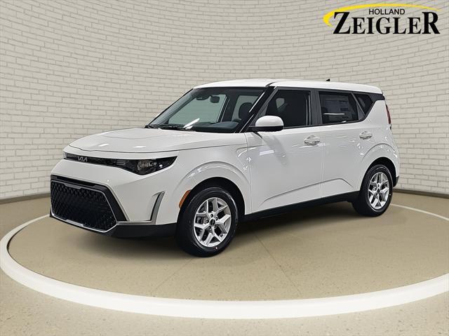 new 2025 Kia Soul car, priced at $22,007