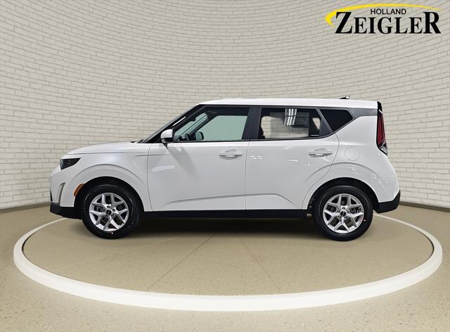 new 2025 Kia Soul car, priced at $22,007