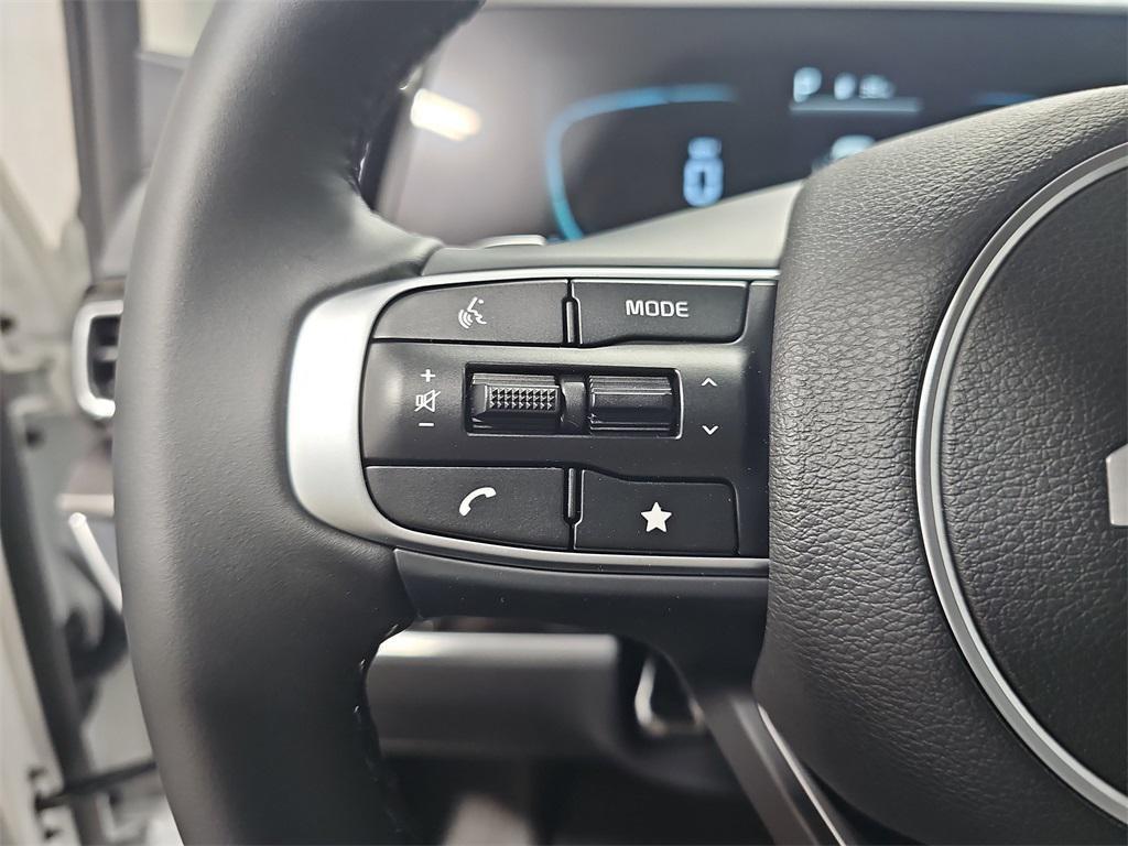 new 2025 Kia Sportage Hybrid car, priced at $35,573