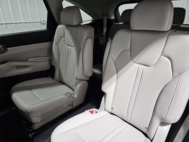 new 2025 Kia Sorento car, priced at $42,998