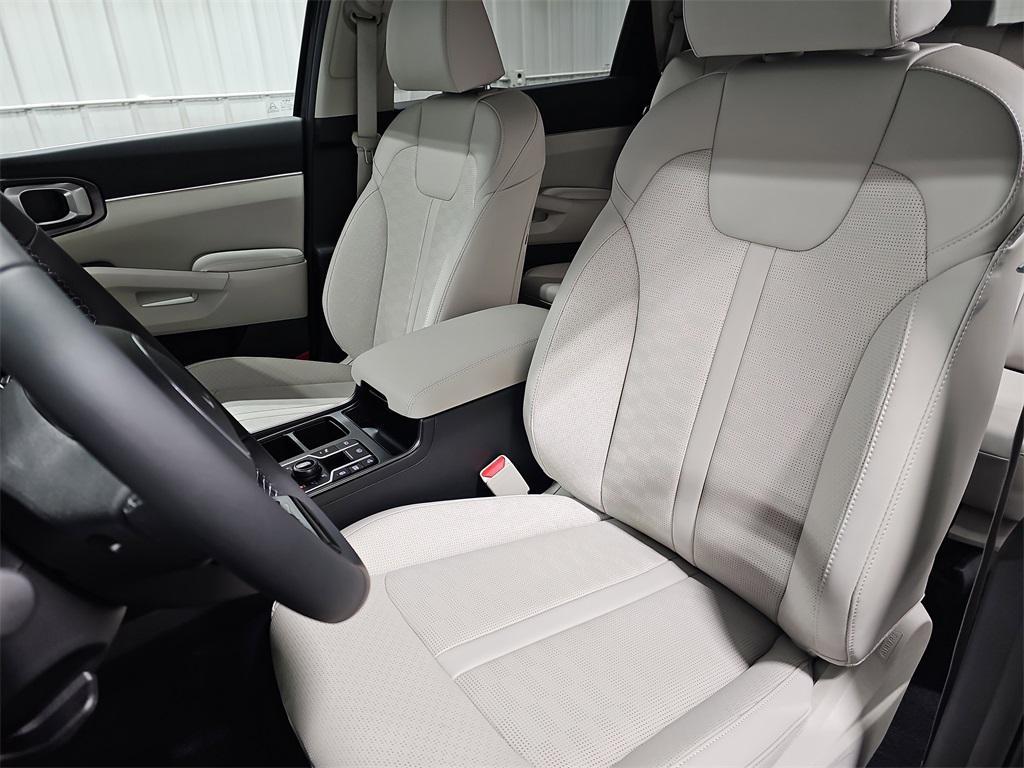 new 2025 Kia Sorento car, priced at $36,459