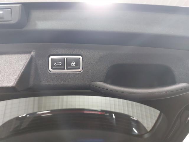 used 2023 Kia Sorento car, priced at $29,000